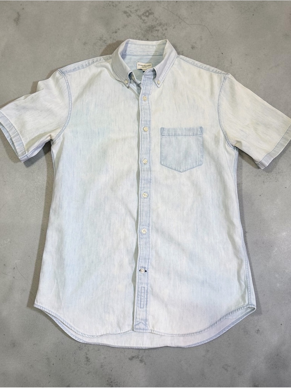 Club Monaco Slim Fit Short Sleeve Denim Shirt ✨